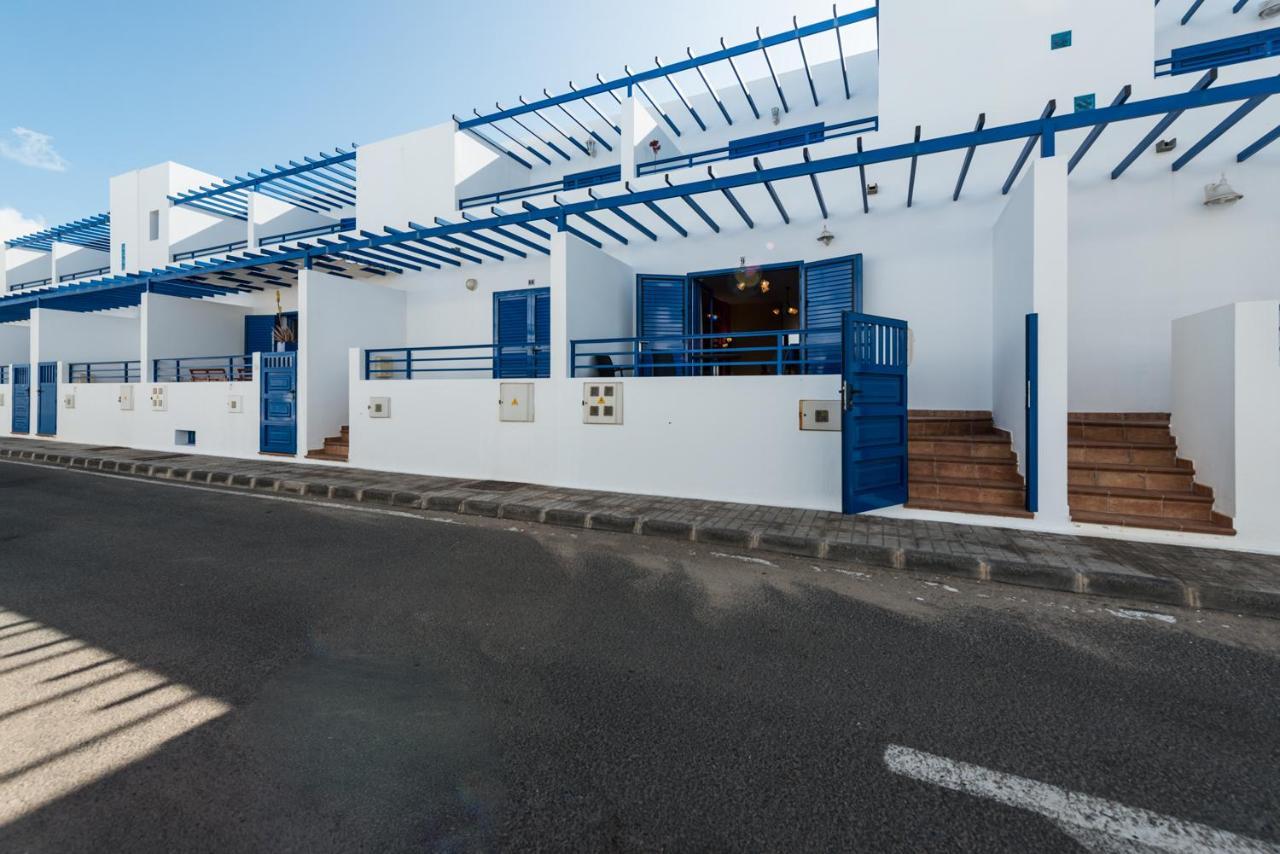 Modern Beach House In Famara Exterior foto