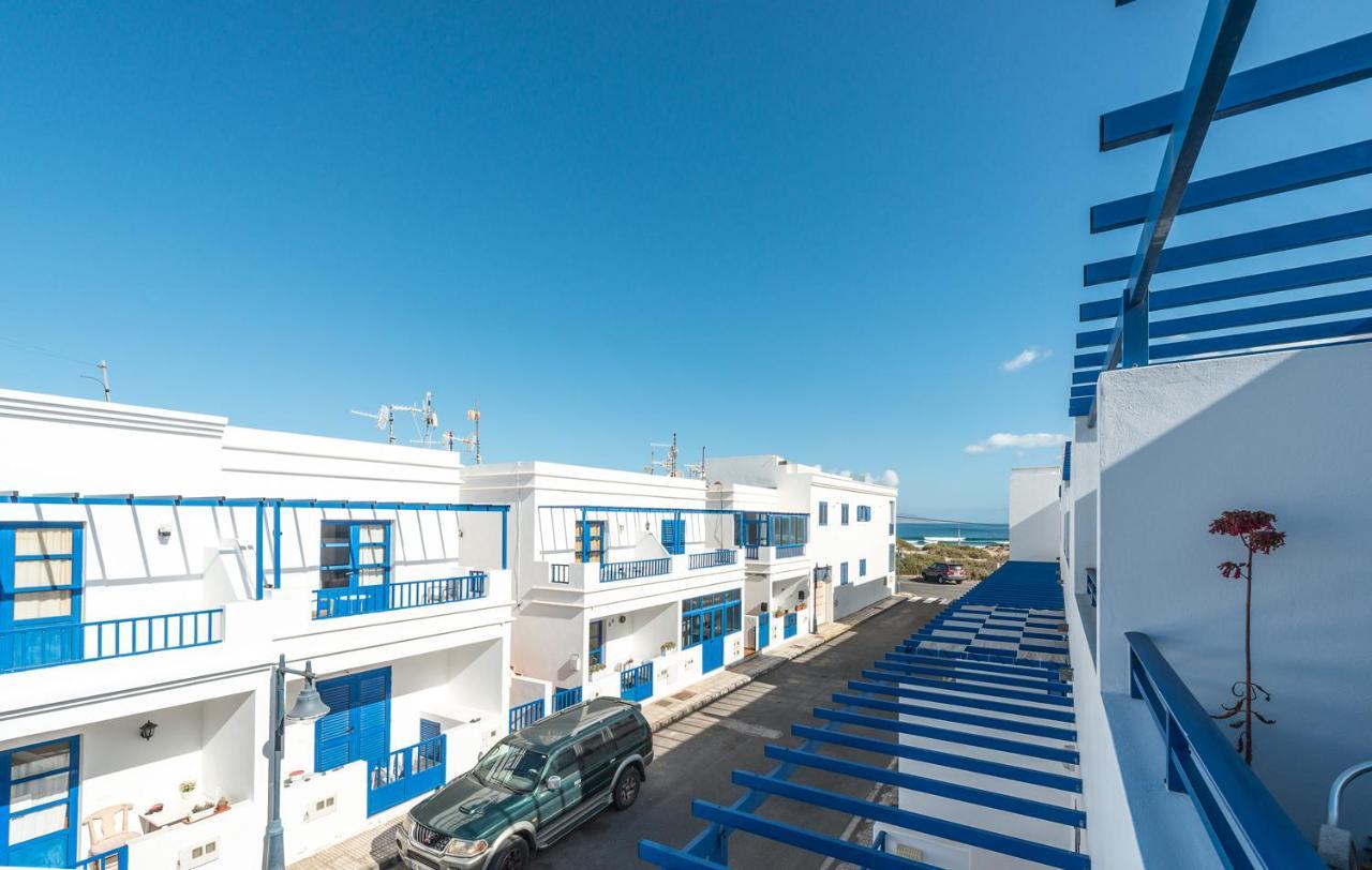 Modern Beach House In Famara Exterior foto